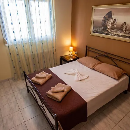 Kaliva House Case de vacanță Vrasná