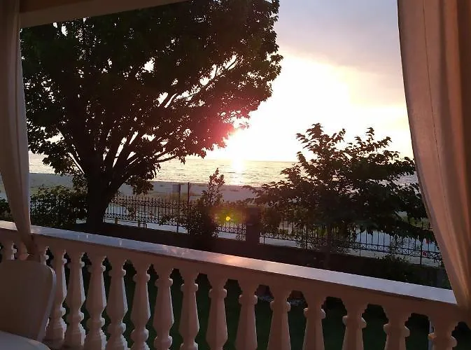 Kaliva House Tatil Evi